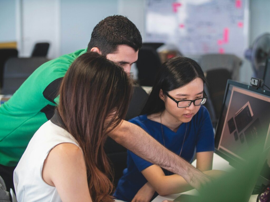 5 Strategies To Drive Sustainable Business Growth In Competitive Markets
